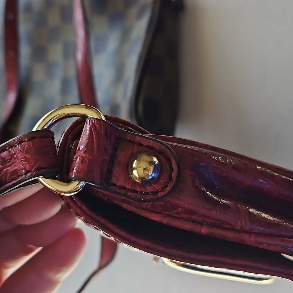 Nine West Bag Crocidile Embossed Red With GOLD Crossbody - Picture 10 of 12